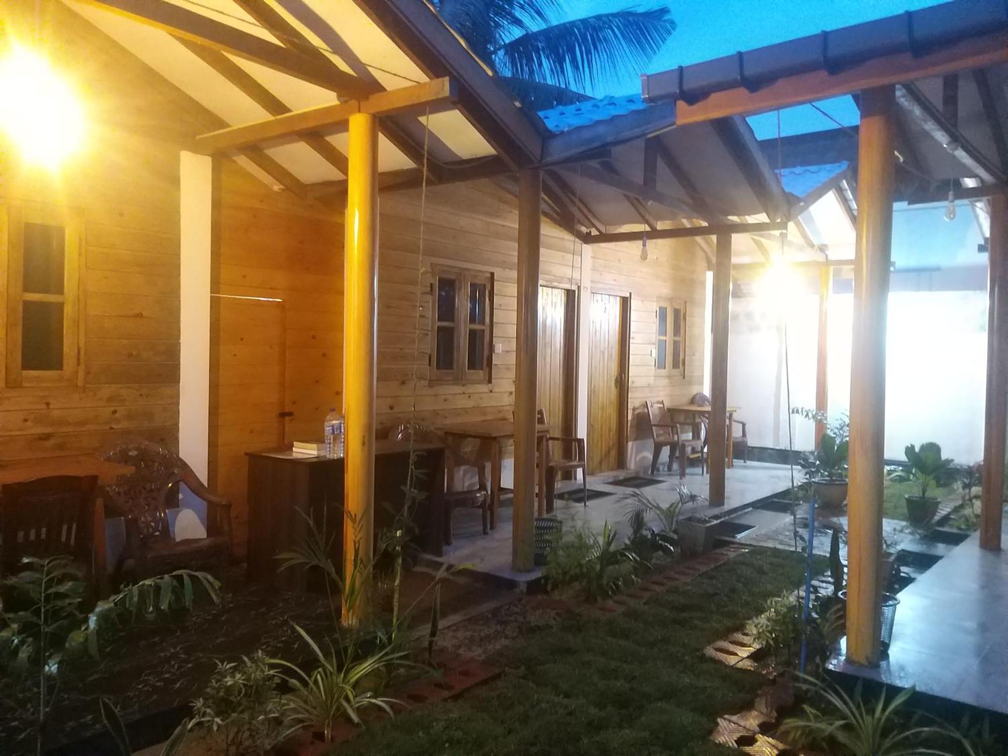 Dot Bey Beach Cabana Trikunamalaja Zewnętrze zdjęcie